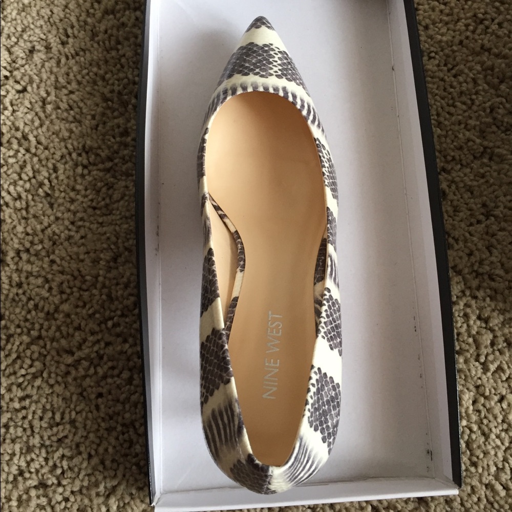 Nine West Xeena Pump - Brand New (never worn) - Picture 3 of 8